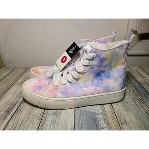 NWT Size 5 Art Class High Top Tie-dye With Zip Down Sides. 10 In Long